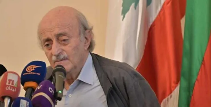 جنبلاط: حرب الجنوب ماشية