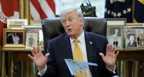 ترامب يهاجم الناتو ويؤكد تدمير الجيش الايراني