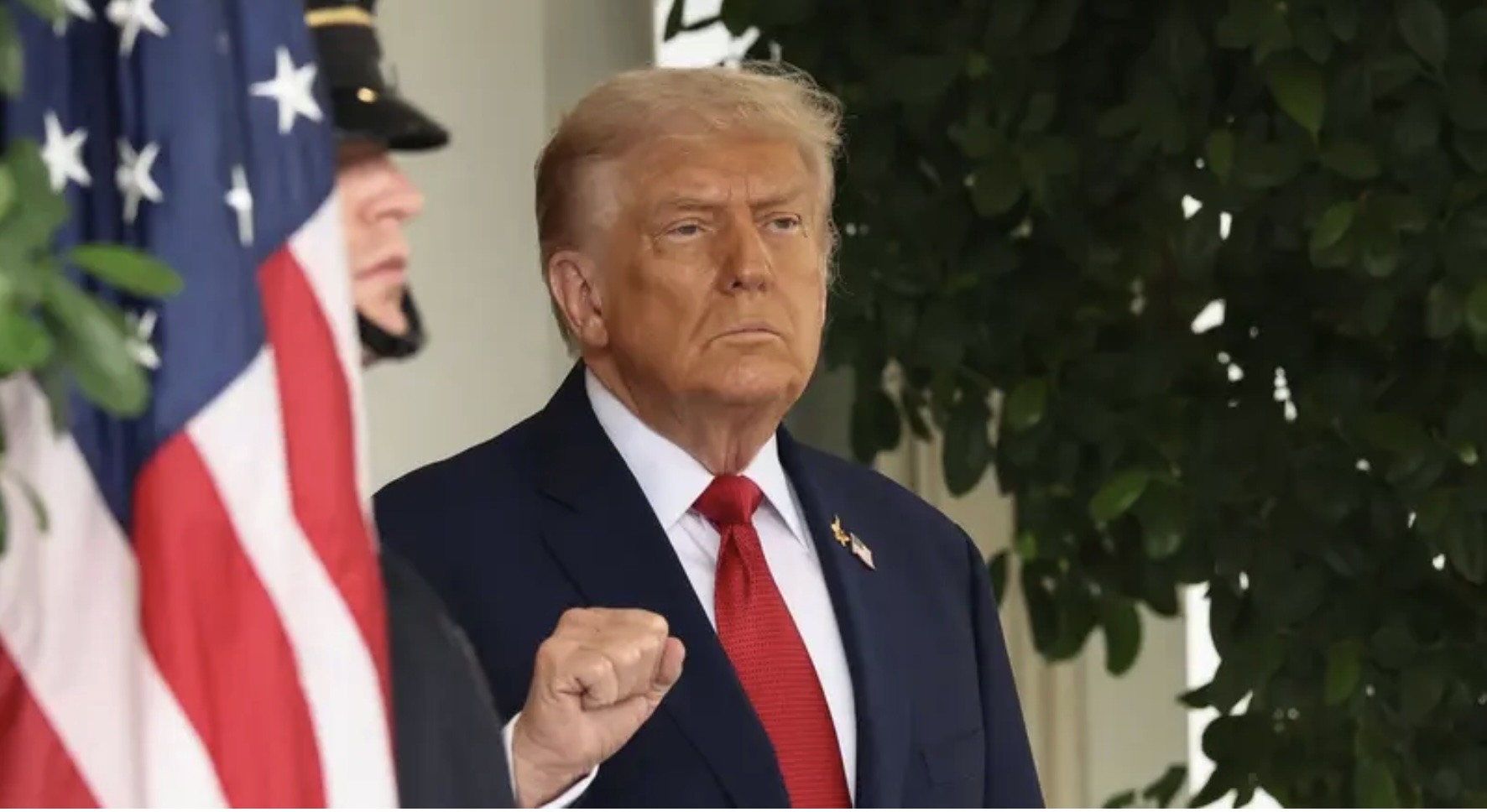 ترامب يضرب في كاراكاس: هل بدأ تفكيك أطراف محور إيران؟